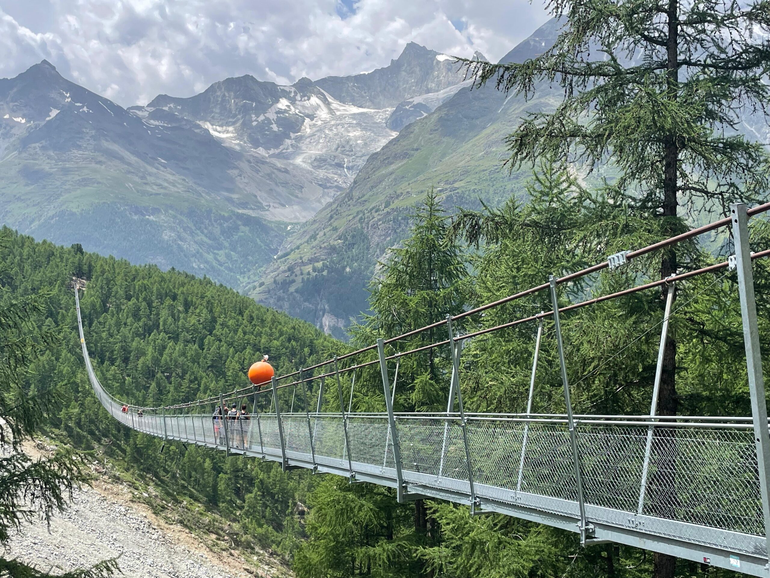 free hiking switzerland