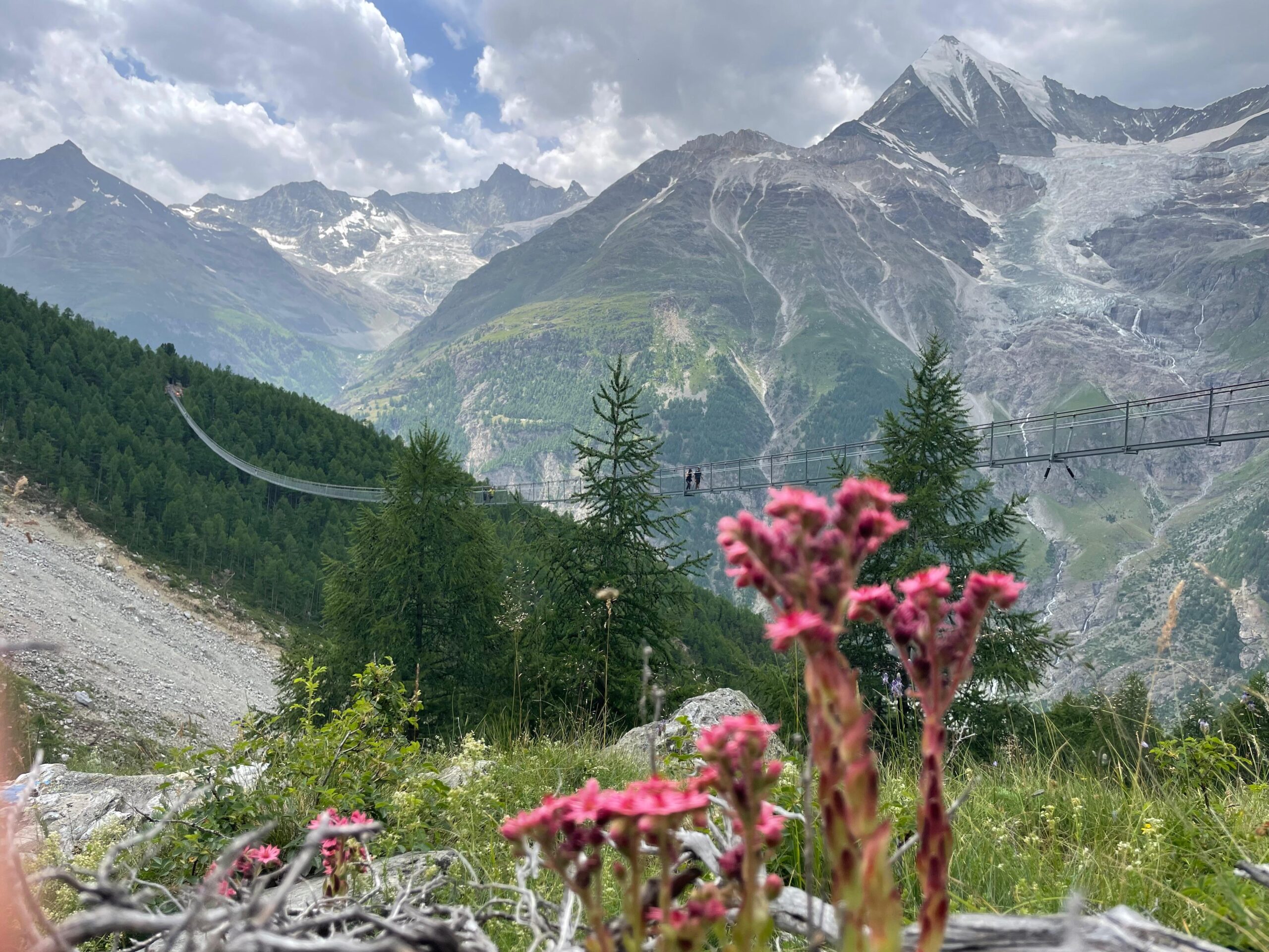 hiking switzerland kid