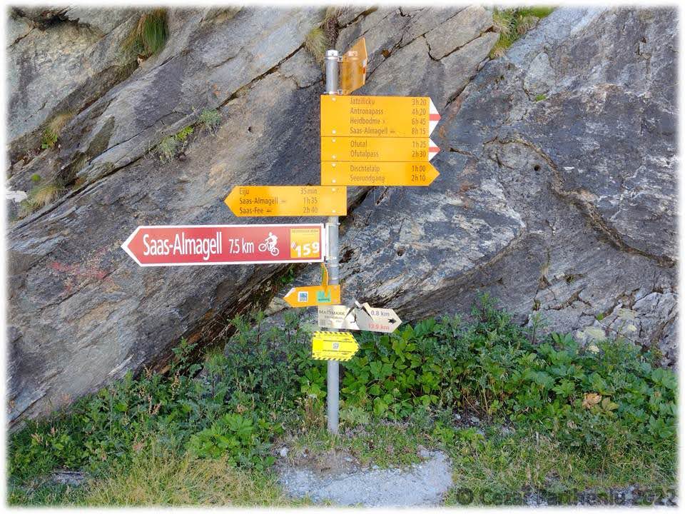 where to hike in switzerland