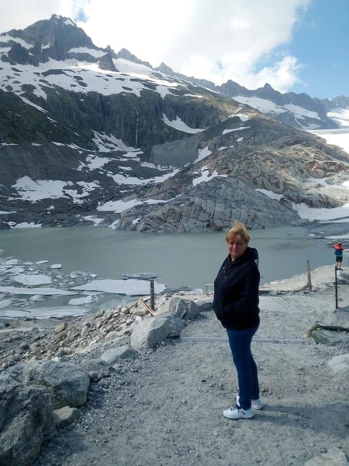 where trekking in switzerland
